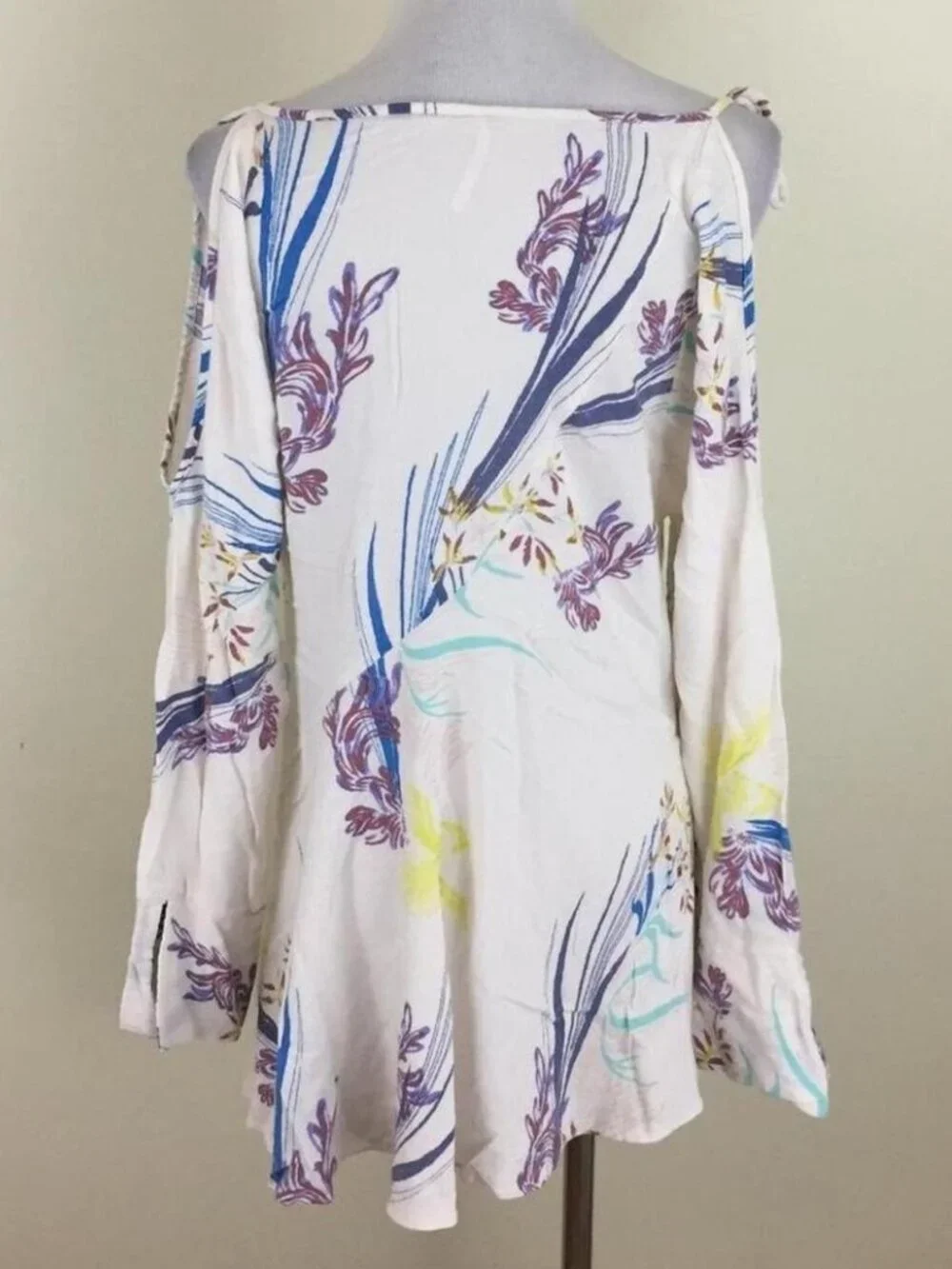 Free People Women's Cream Floral Cold Shoulder Mini Dress Size Small - Picture 3 of 5